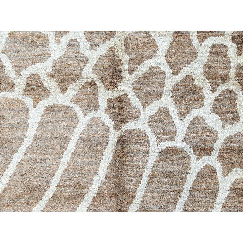 Hand-Knotted High-Quality Brown Area Rug