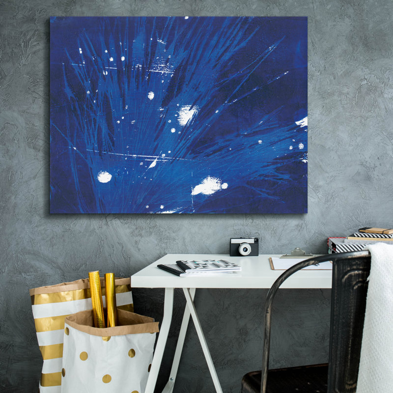 «Indigo Burst II» par Regina Moore, H 26 po x l 34 po x P 1,5 po