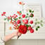 Ornements de fleurs simulées