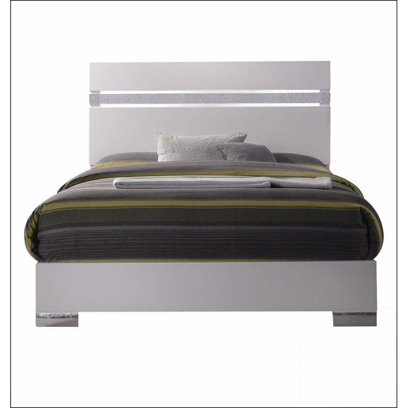 Lit Naima II Matériaux robustes et durables, modernes et simples, respectueux de l'environnement, faciles à installer à haute brillance