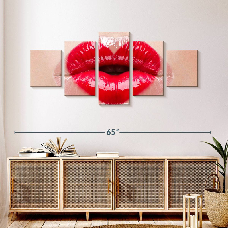 Pucker Up Lips, H 24 po x l 55 po
