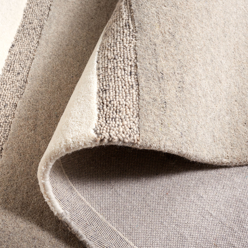 Kessa Hand Tufted Wool/Cotton Rug in Ivory/Grey, Rectangle 5' x 8'