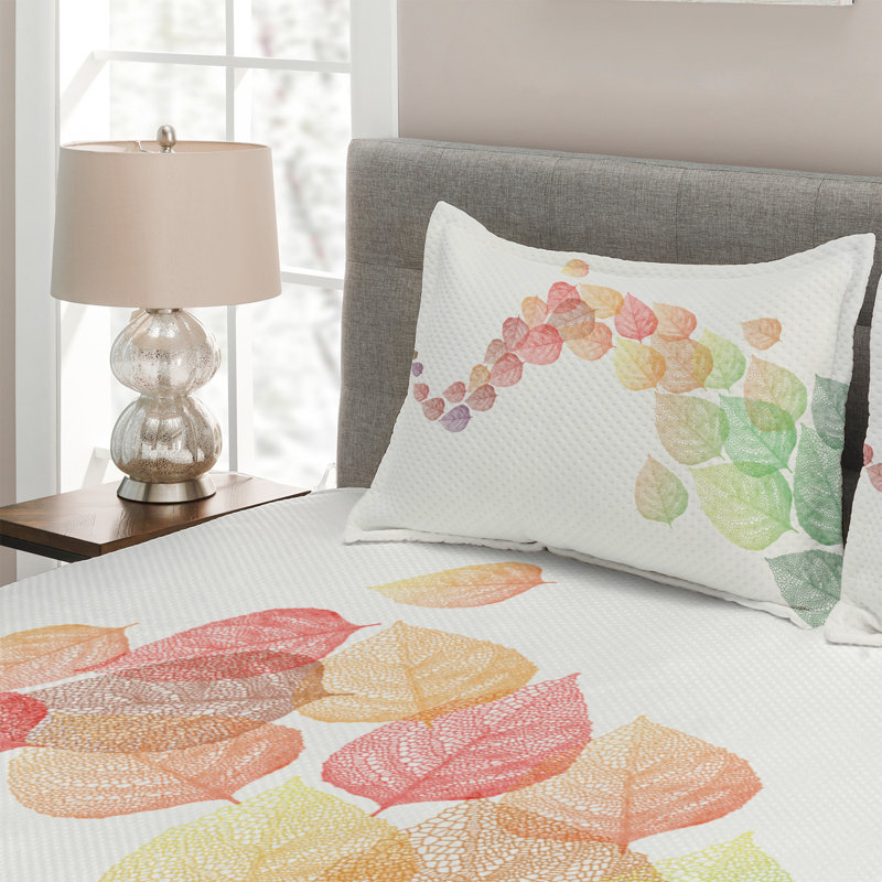 Farmhouse / Country Polyester Floral Coverlet