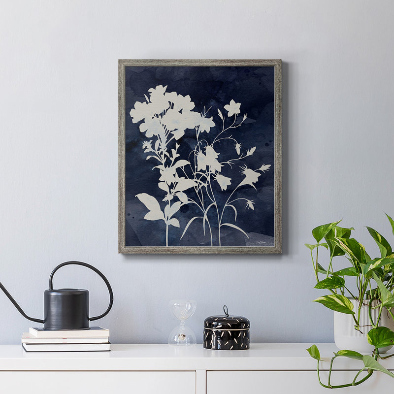 Toile encadrée de qualité supérieure Indigo Botanical II - prête à être accrochée, Argent patiné, H 20 po x l 16 po