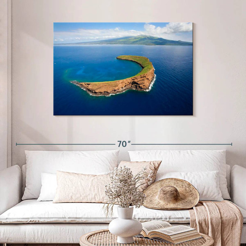 Gillard Molokini Crater Island, H 30 po x l 45 po