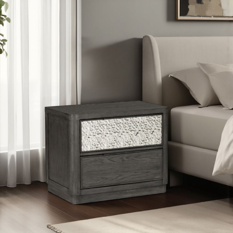 Table de chevet Zoko, 2 tiroirs, ports USB, accents métalliques, bois de frêne gris