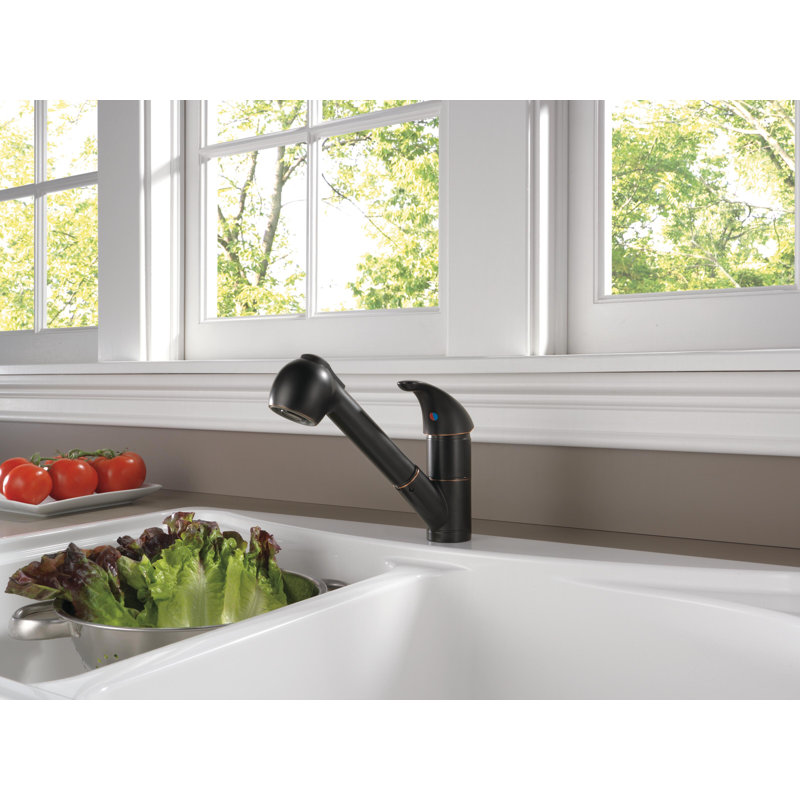 Peerless Faucets Pull Out Kitchen Faucet, Oil Bronze