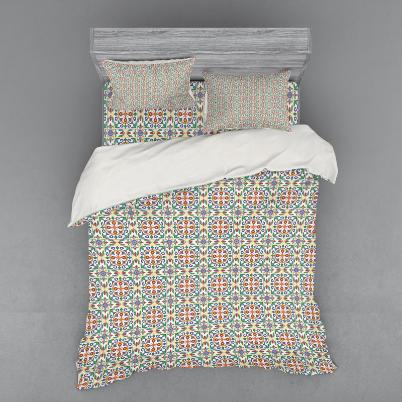 Eclectic Polyester Geometric Shapes Duvet Cover, Queen Duvet Cover + 3 Additional Pieces