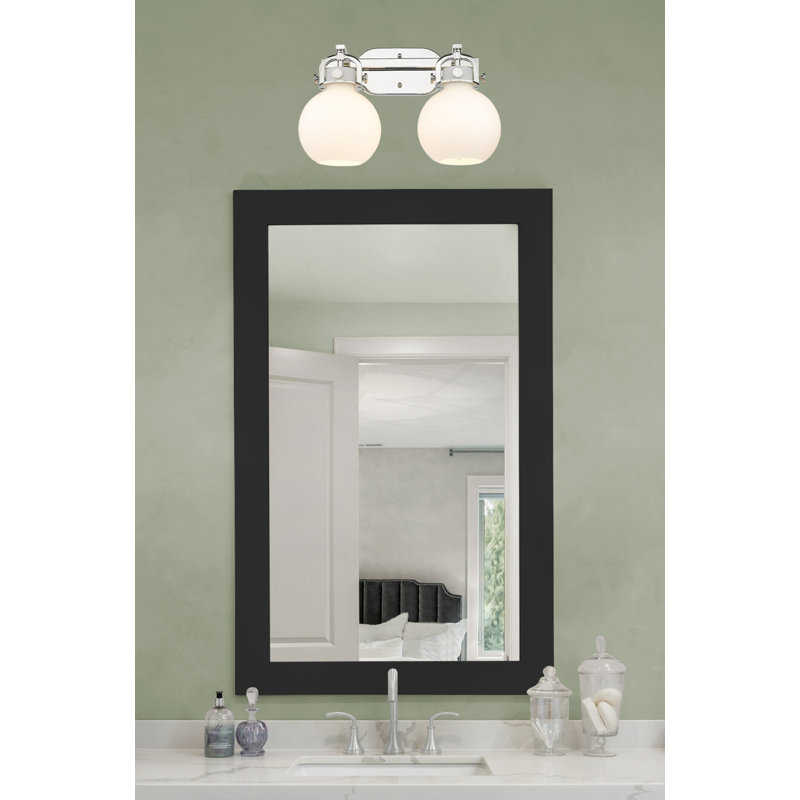 Éclairage pour meuble-lavabo mural 2 lumières 7 po Slocomb, Blanc, Nickel poli