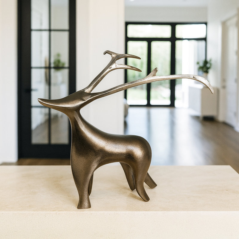 Figurine et sculpture animalière en aluminium renne Dravid