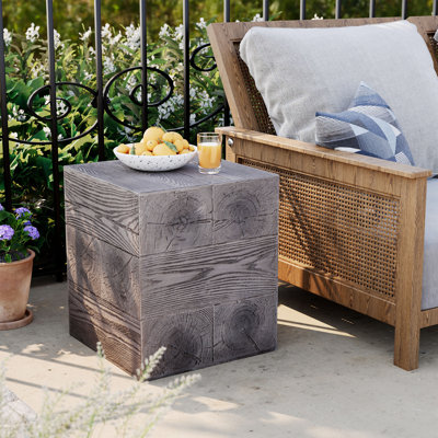 Table de patio