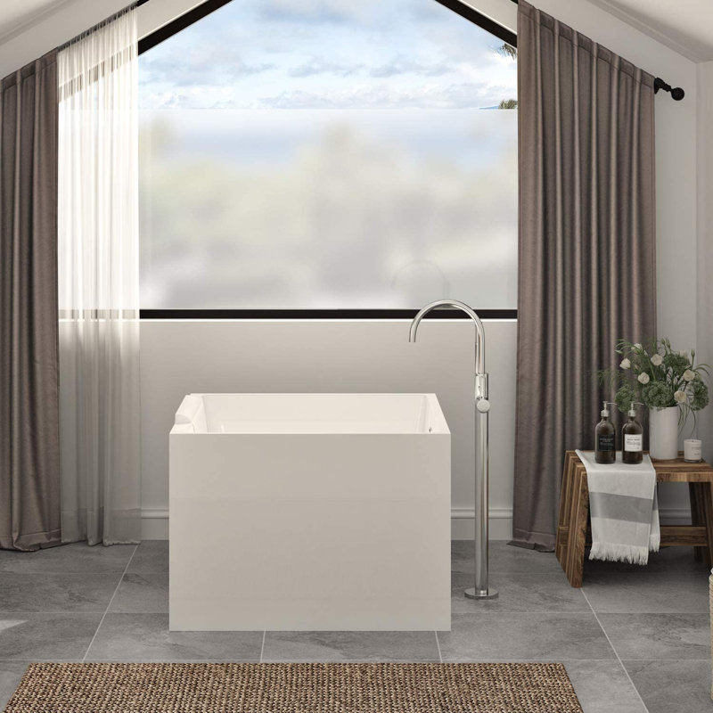 39'' x 39'' Soaking Acrylic Bathtub