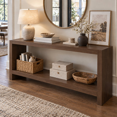 Console moderne de style campagnard à deux niveaux avec tablette ouverte et grand espace de rangement, idéale pour l'entrée, le salon, le couloir ou derrière un canapé. Parfait pour l'entrée, le salon ou pour se placer derrière un canapé.