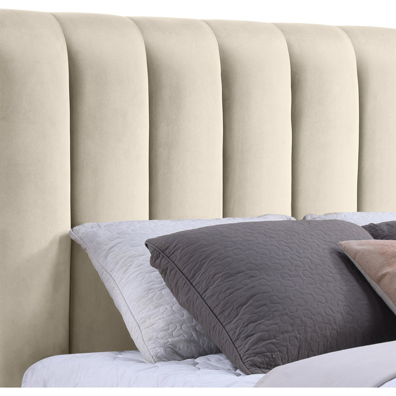 Lit en velours Amara, Grand, Velours crème