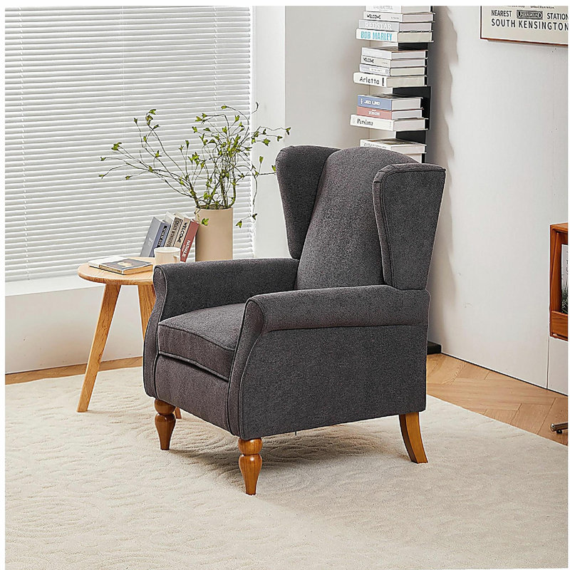 Ensemble de table basse et de fauteuils de style rétro de luxe, une chaise de lecture à haut dossier (gris foncé antique) et une table basse en bois massif (bois naturel), convenant aux salons et aux espaces détente de la chambre à coucher
