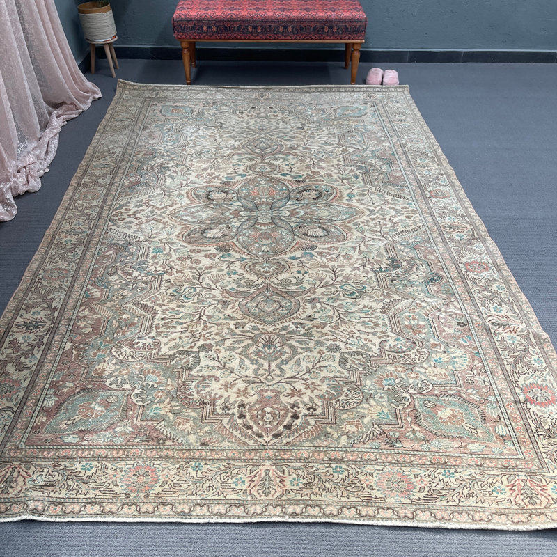 Tapis beige Classic Patchwork, 76 x 118,9 pouces