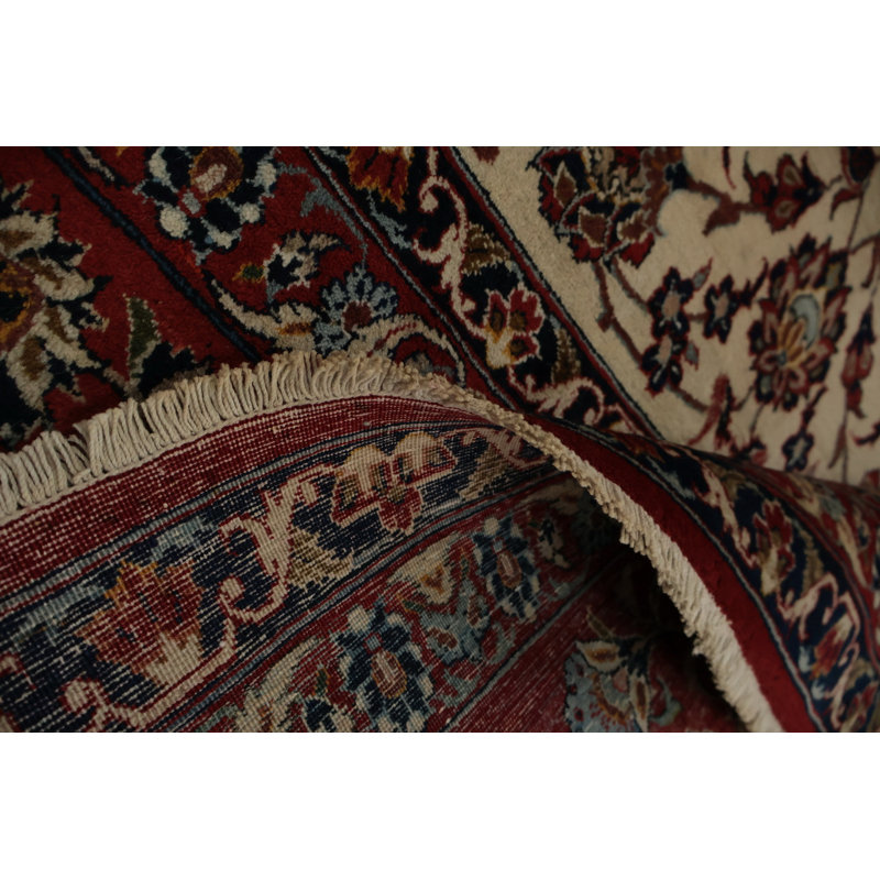 Tapis traditionnel motif médaillon 9 x 13