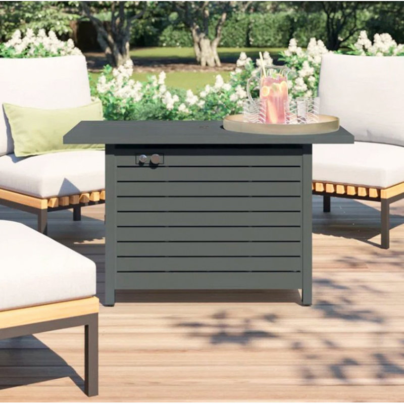 Table de foyer d'extérieur avec couvercle 25 H x 42 W