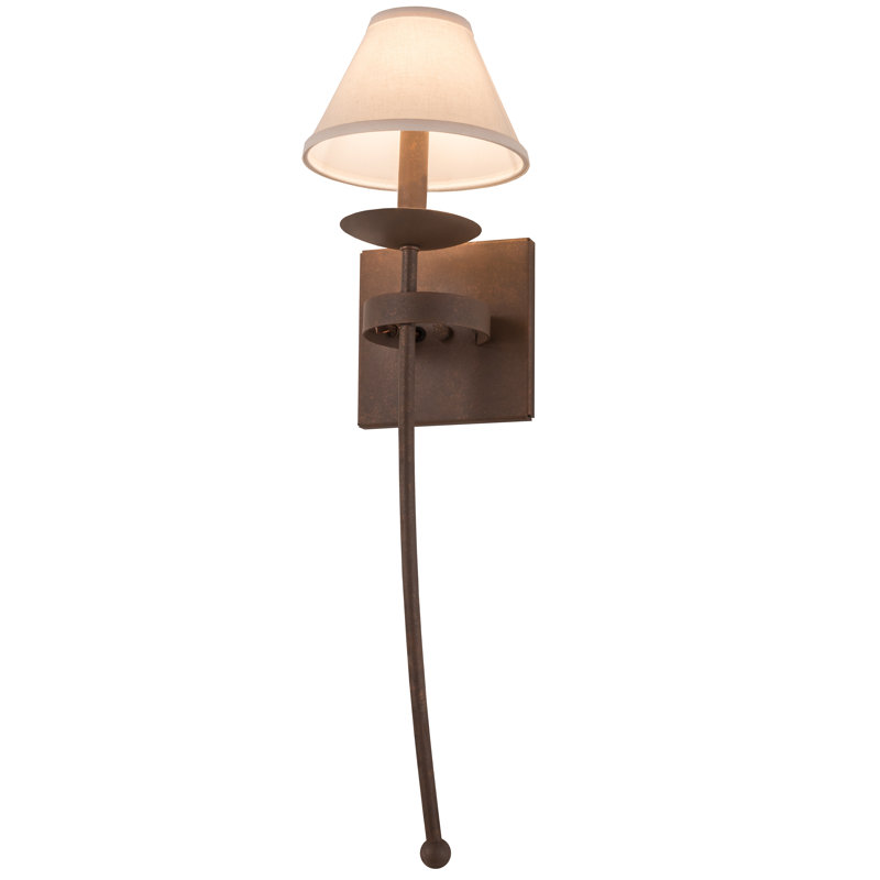 Raith 1 - Light Wallchiere