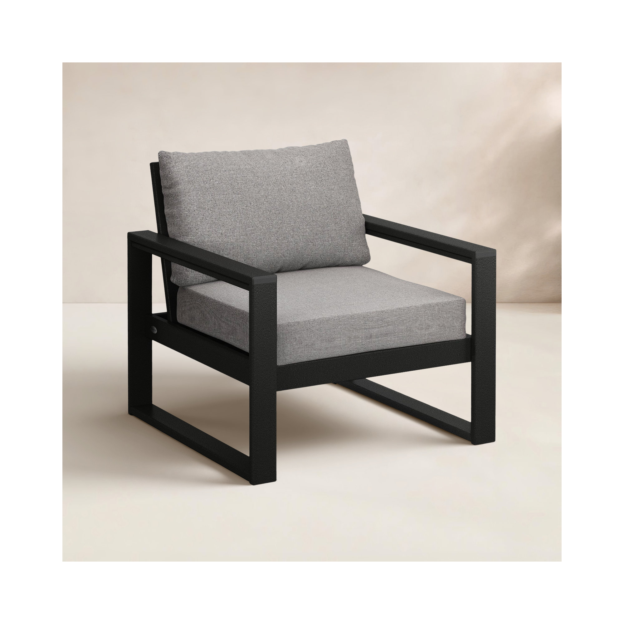 EDGE Club Chair, Granite/Black