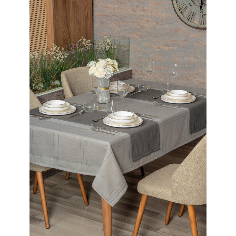 Ensemble de nappe Elegant (2 pièces), gris, 61 x 86,6 pouces | 100% polyester, lavable à la machine, va au fer à basse température | Parfait pour la table de salle à manger et les occasions spéciales, design durable et élégant