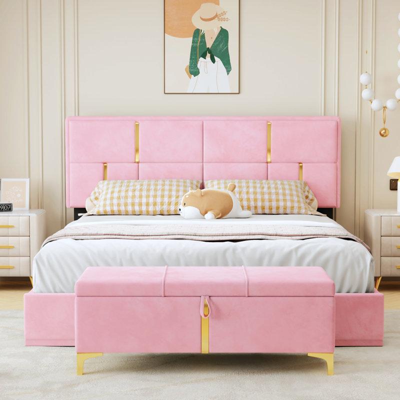 Kojtcho Piece Bedroom Set, Pink