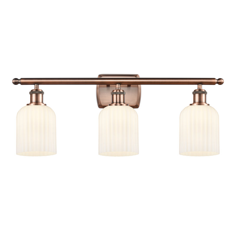 Abat-jour de meuble-lavabo 3 lumières 25 po Brion Addeline, Blanc brillant, Cuivre antique