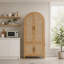 Armoire arquée 71 pouces à 4 portes avec portes en rotin, tablettes réglables et supports intégrés, chêne-133394472