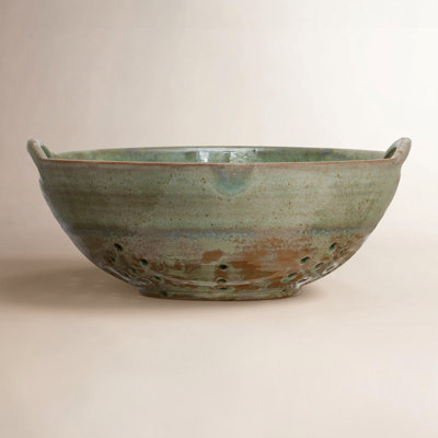 Stoneware Berry Bowl with Handles