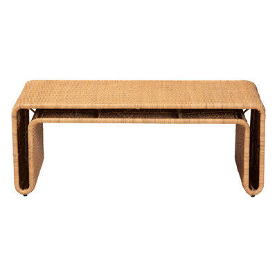 Table basse bohème avec structure ajourée