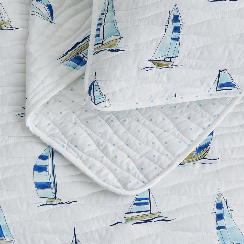 Blue Seashell Reversible Quilt Set with Shams, Blue Watercolor Sailboats, Twin / Twin XL Quilt + 1 Standard Sham