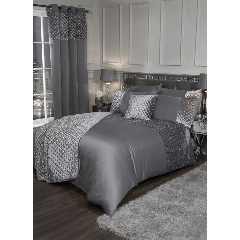 Glamour Microfiber Duvet Cover Set with Pillow Shams Included, Silver, Super King Duvet Cover + 2 Standard Pillowcases