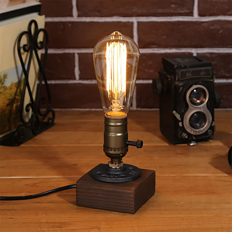 Hoehne Desk Lamp
