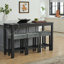 Ensemble de table de bar fonctionnel avec prise de courant et tabourets rembourrés, parfait pour manger, travailler et recevoir dans divers espaces de vie.
