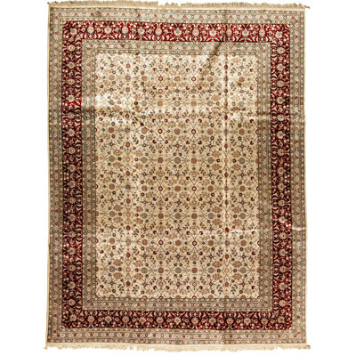 Hand Knotted Silk Oriental Area Rug