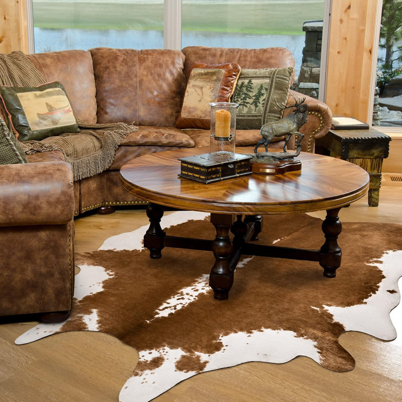 Tapis en simili cuir de vache à usage commercial avec envers antidérapant Novelty Christann, Nouveauté 6 pi 2 po x 7 pi