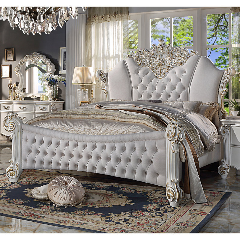 Upholstered Scalloped Bed, Queen, White