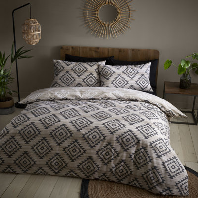 Aztec Geo Reversible Double Duvet Cover Set with Pillowcases Natural