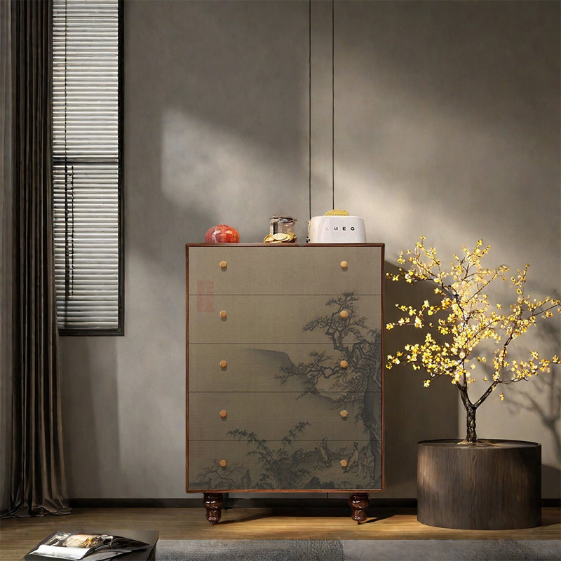 Armoire en frêne avec cinq tiroirs, Noyer
