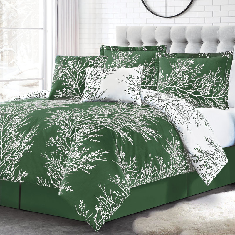 King Hunter Green and White Reversible Microfiber Comforter Set