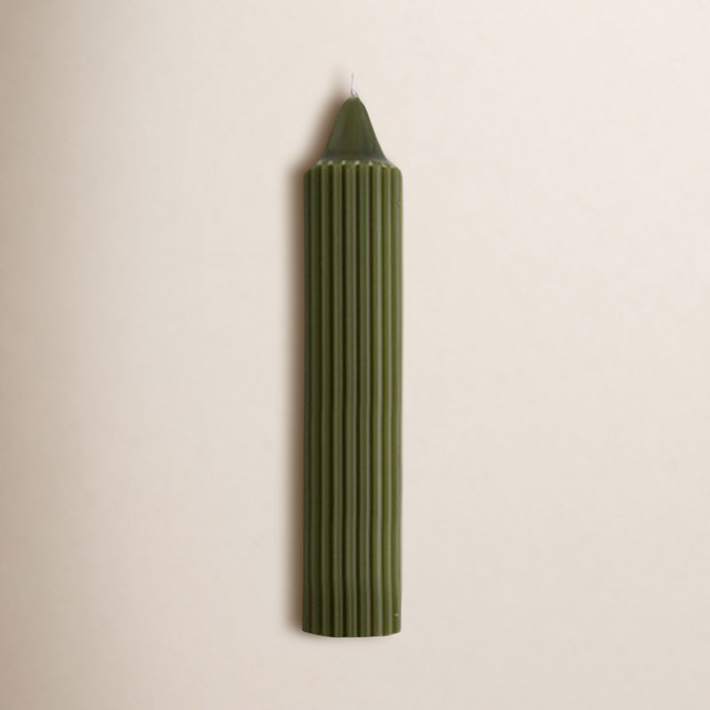 Bougie Grecian Collenette, H 7 po x l 1,25 po x P 1,25 po, Olive foncé