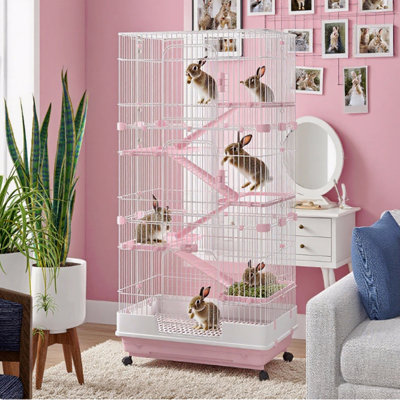 Rabbit Hutch With Universal Lockable Wheels