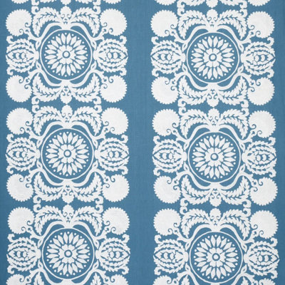 Tissu de broderie Castanet