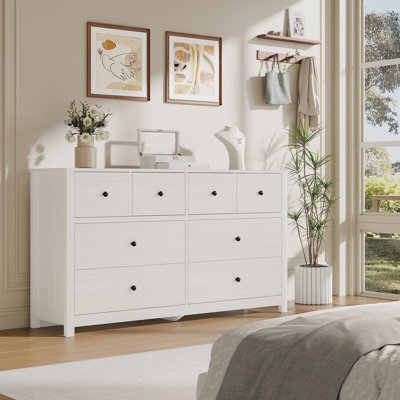 Commode 8 tiroirs.  Commode de rangement avec glissières en métal lisse. Plateau en bois robuste. Organisateur polyvalent pour la chambre à coucher. Salon. Hall d'entrée. Couloir. Placard
