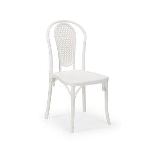 Chaise de patio empilable