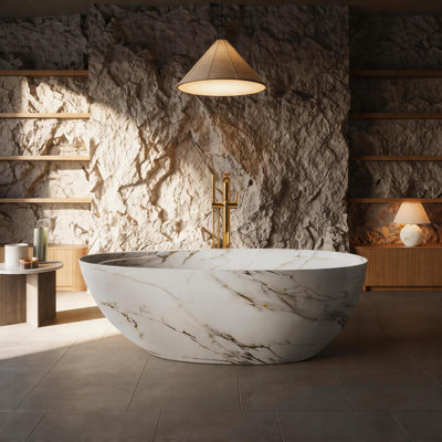 Baignoire de trempage autoportante en pierre d'ingénierie de 67 po, blanche avec veines de marbre doré, conception à rebords épaissis