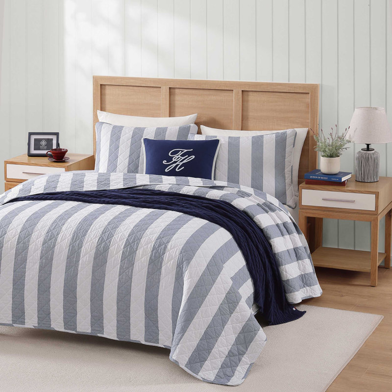 Ensemble de courtepointe Tevy Hilfiger, Courtepointe grand + 2 couvre-oreillers standard