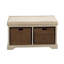 Banc de rangement en bois blanc avec paniers en ruppie brune et siège rembourré