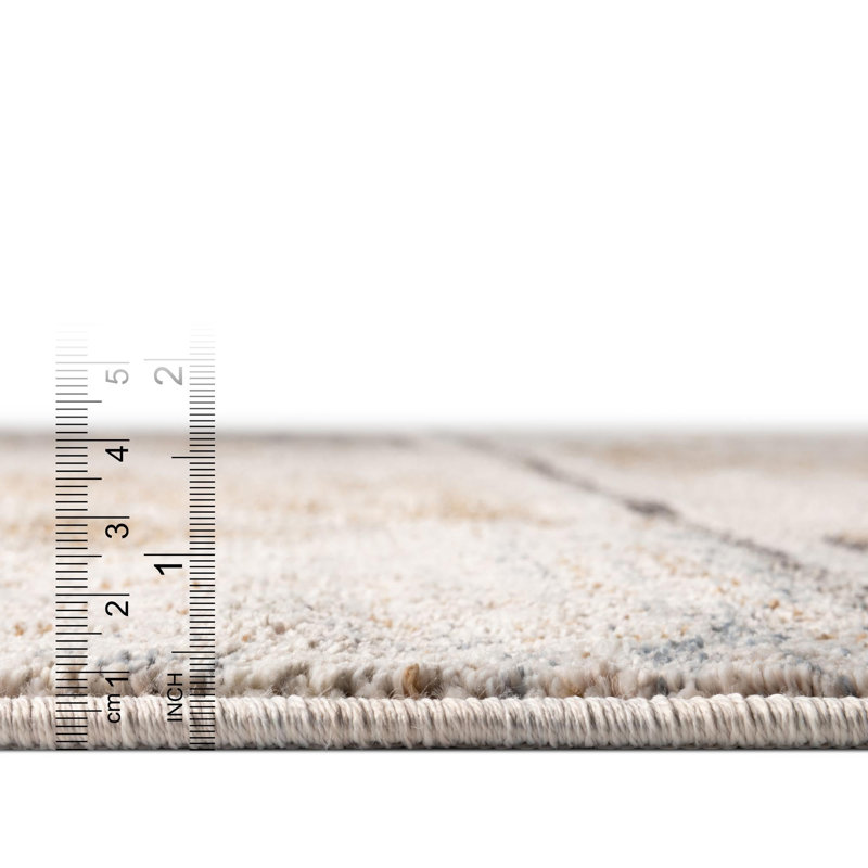 Perlita Geometric Indoor Rug, Rectangle 4' x 6'