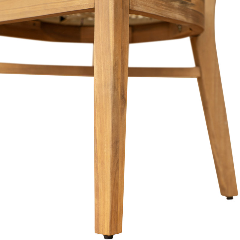 Chaises en bois brun pour repas à l'extérieur, design tressé, siège confortable et aéré, structure stable, 2 chaises, robustes
